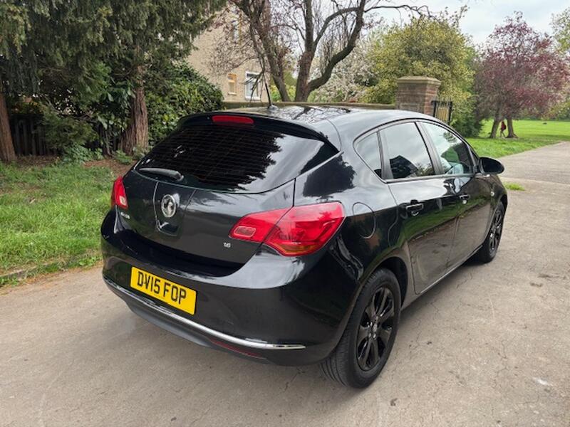 VAUXHALL ASTRA