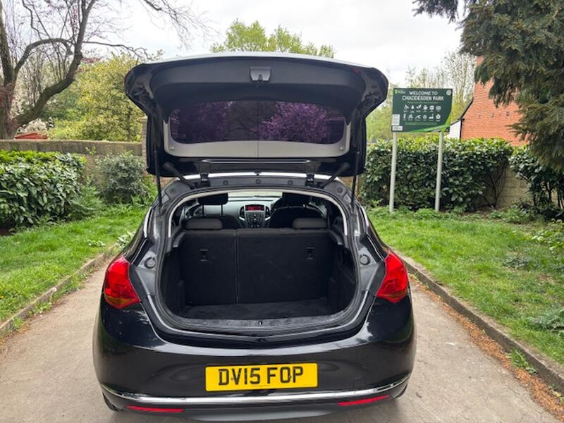 VAUXHALL ASTRA