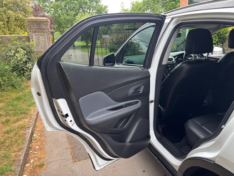 VAUXHALL MOKKA