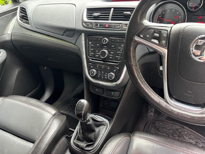 VAUXHALL MOKKA