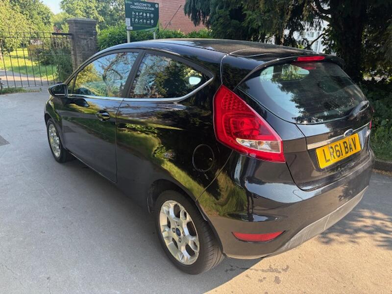 View FORD FIESTA 1.3 Zetec