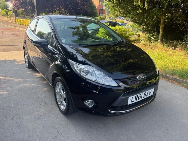 View FORD FIESTA 1.3 Zetec