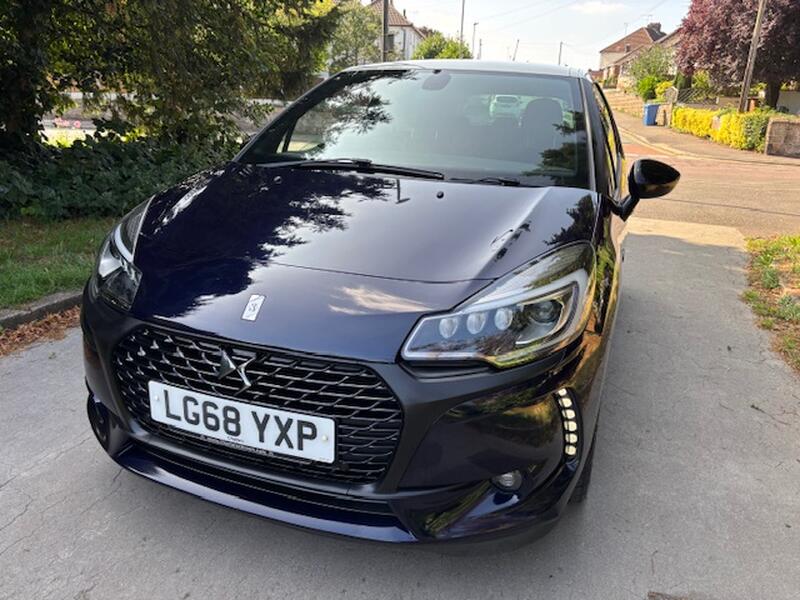 View DS AUTOMOBILES DS 3 1.2 PureTech Cafe Racer