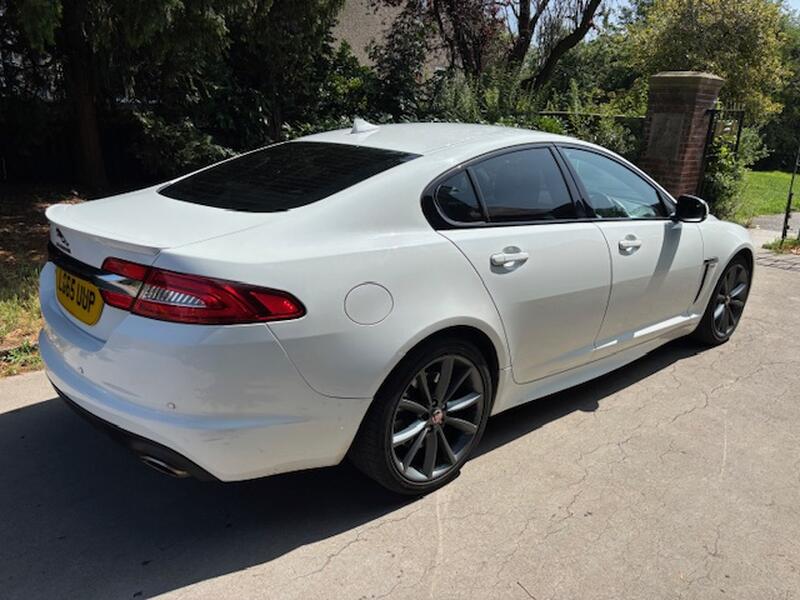 JAGUAR XF