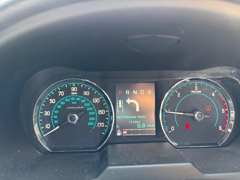 JAGUAR XF