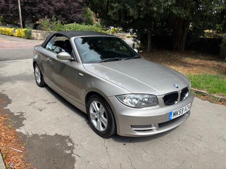 BMW 1 SERIES 2.0 118d SE Convertible